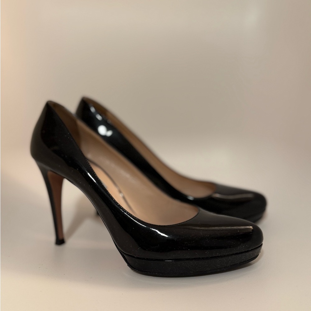 Prada Glossy Black Heels 39,5 size EU